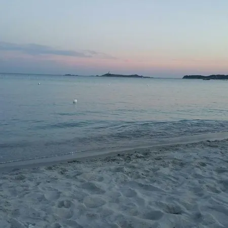 Simius Nyaraló Villasimius